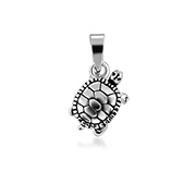 P-2229 - 925 Sterling silver pendant.