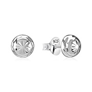 EP-2005 - Plain 925 Sterling silver stud earring.