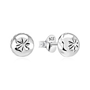 EP-2006 - Plain 925 Sterling silver stud earring.