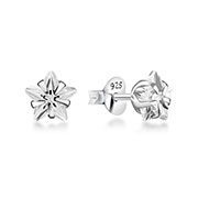 925 Sterling silver stud with cubic zircon.